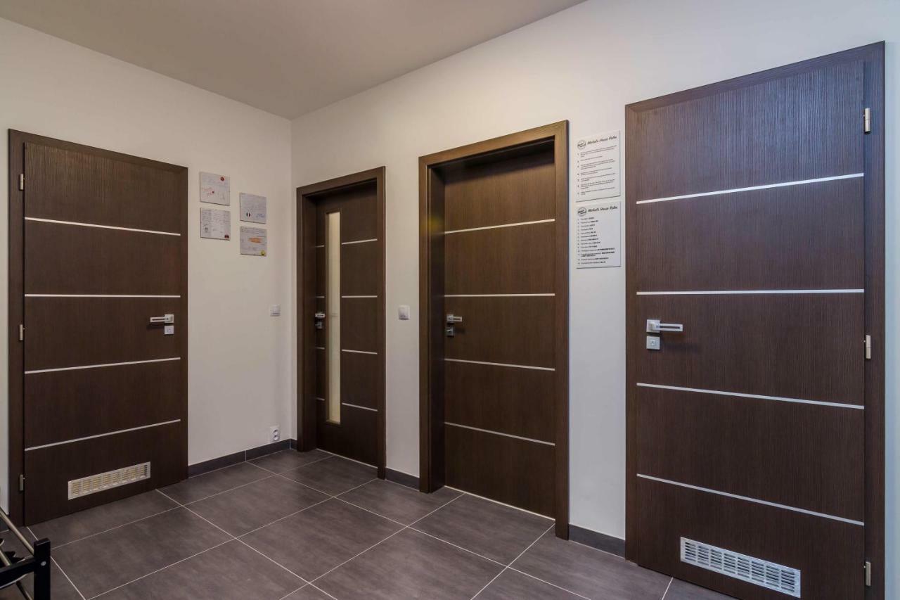 Luxury Parking By Michal&friends Apartment Prag