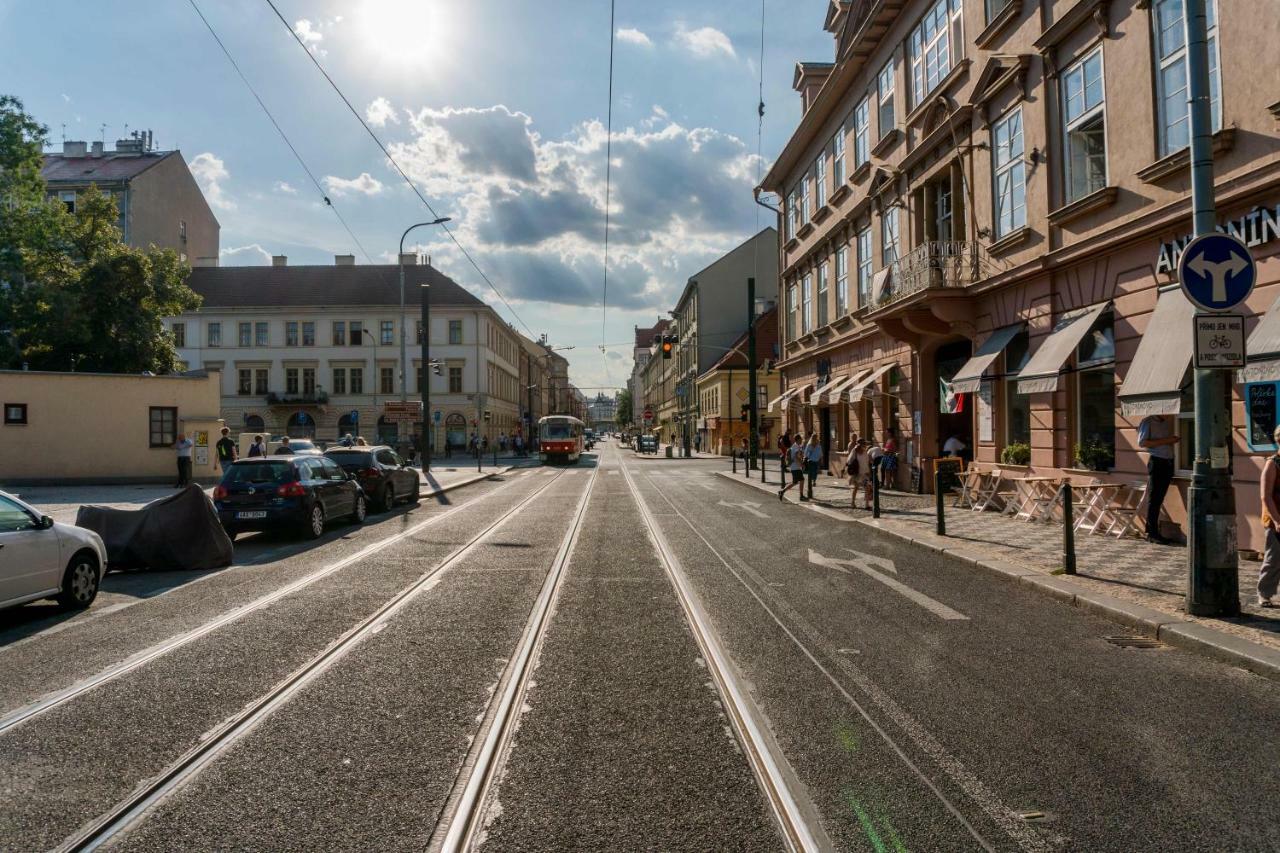 Luxury Parking By Michal&friends Apartment Prag