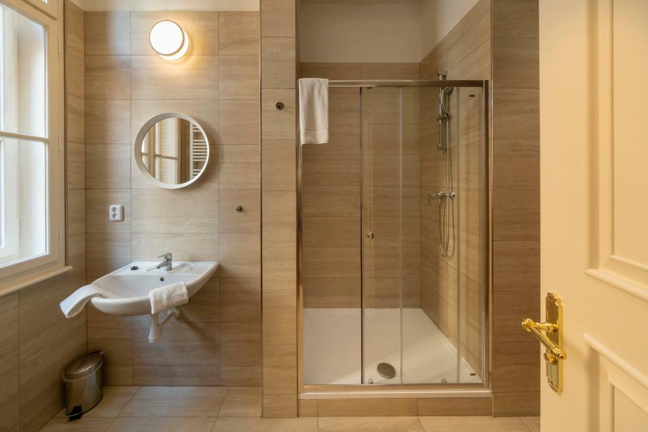 Capital - Aparthotel 4*