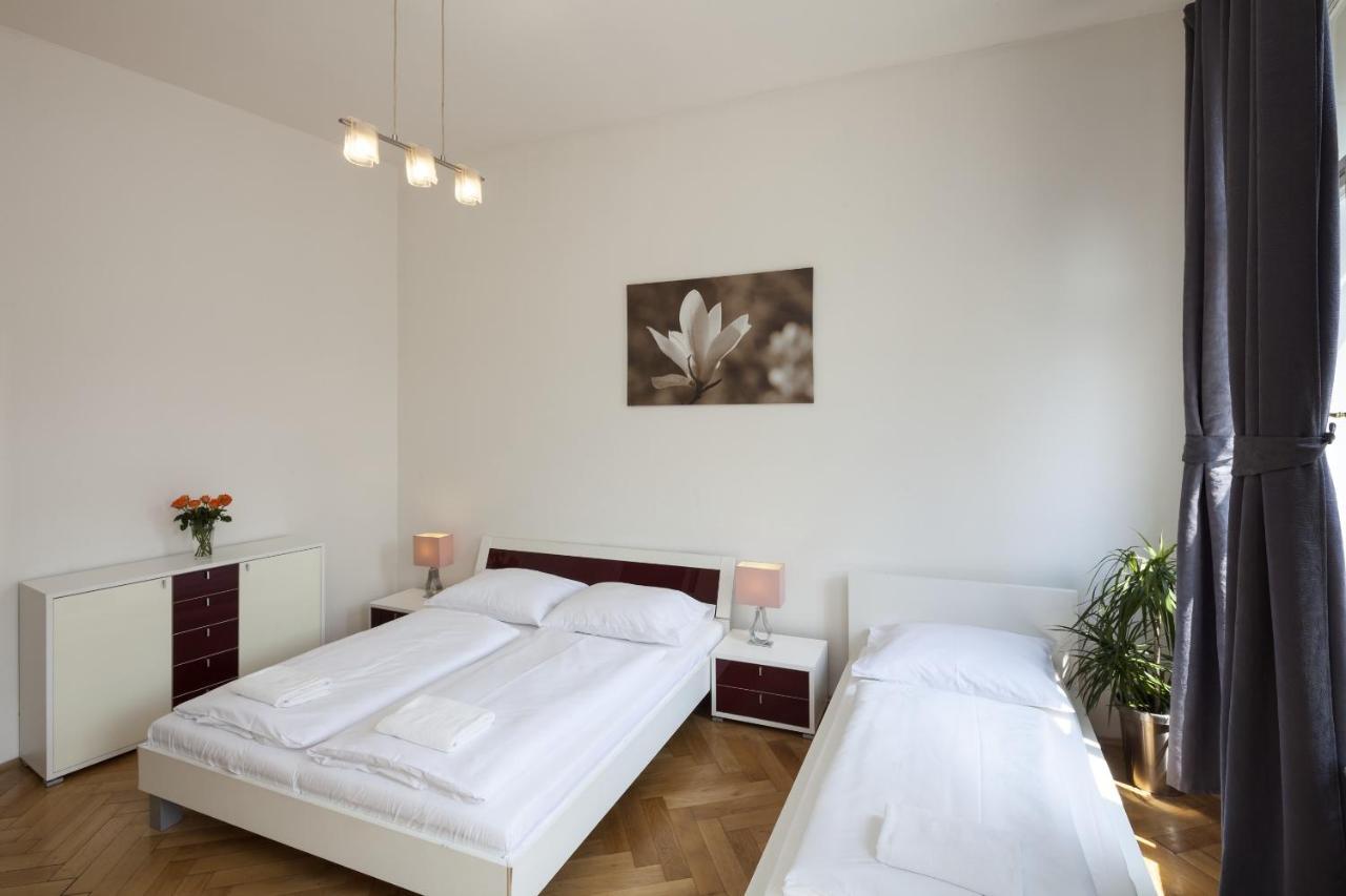 Aparthotel Capital