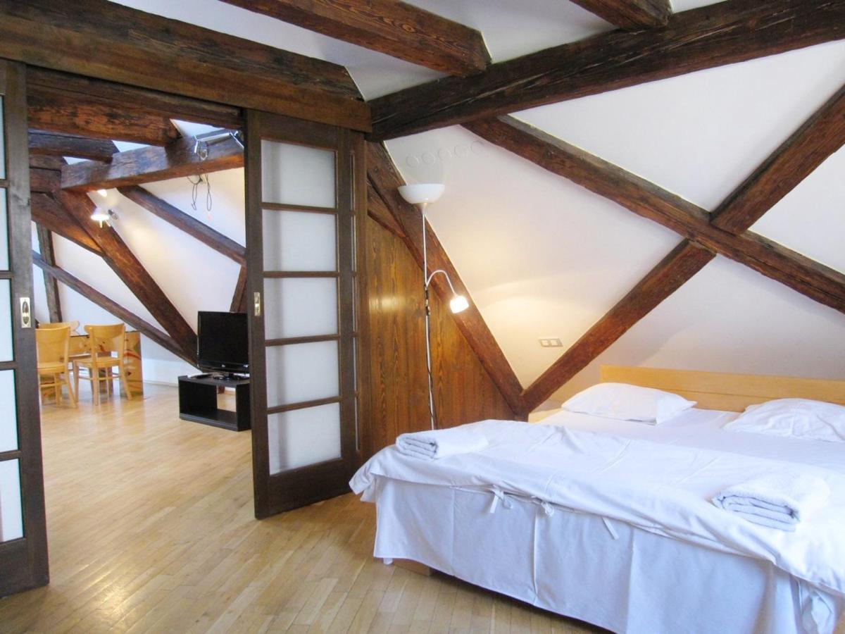 Thunovska Appartement Prague