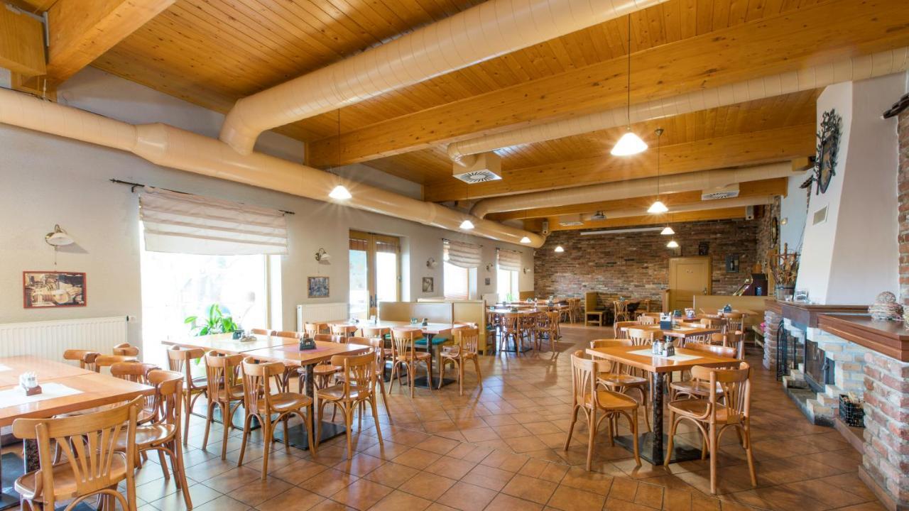 Na Sancich Hotel 3*