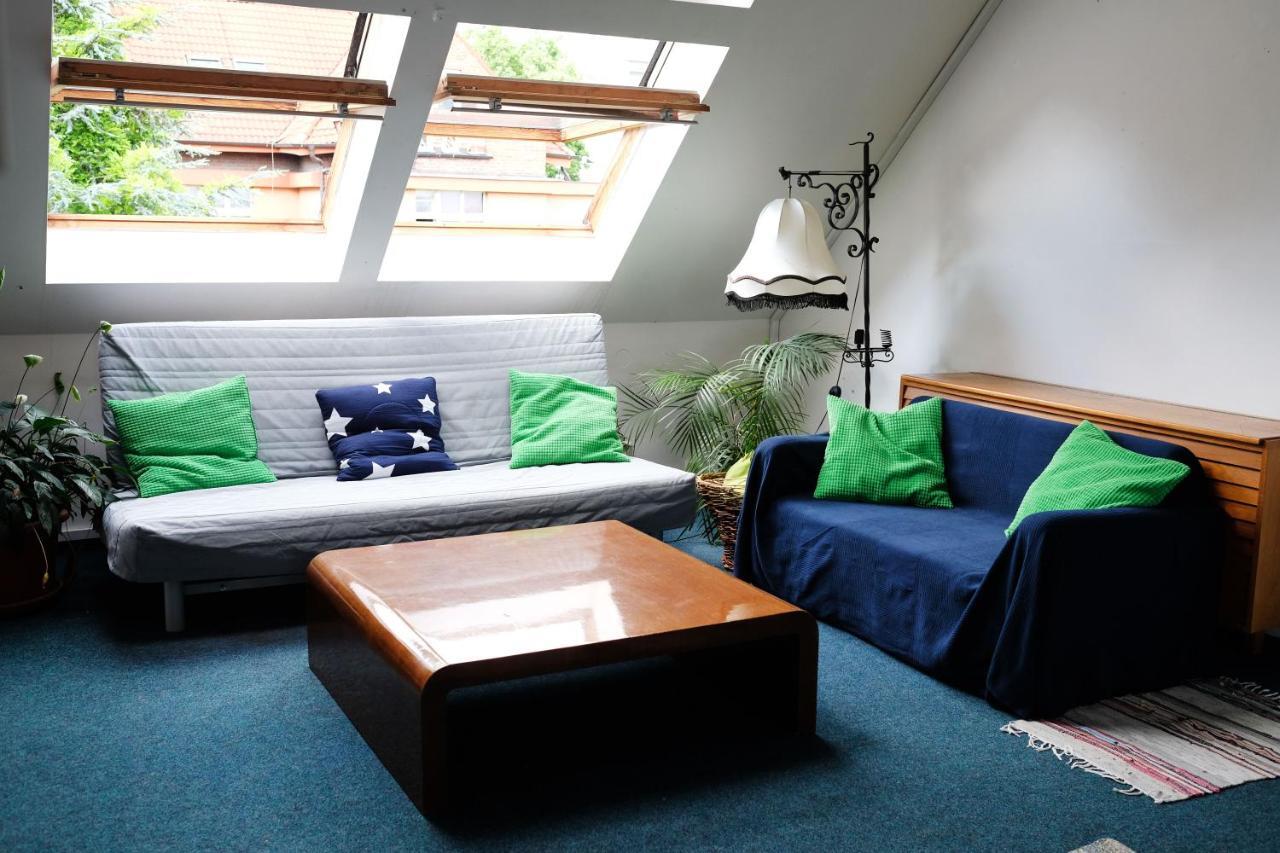 Hostel Vila Flora Prag