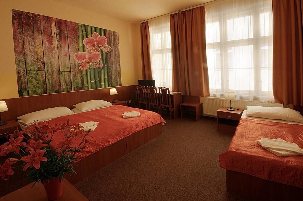 Zlata Vaha Hotel 3*