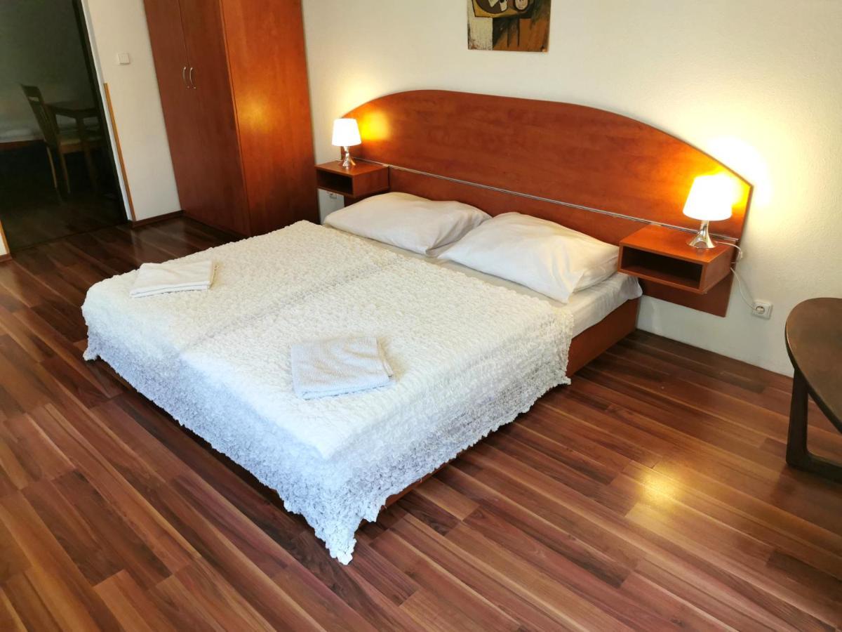 Amandment Aparthotel Praga