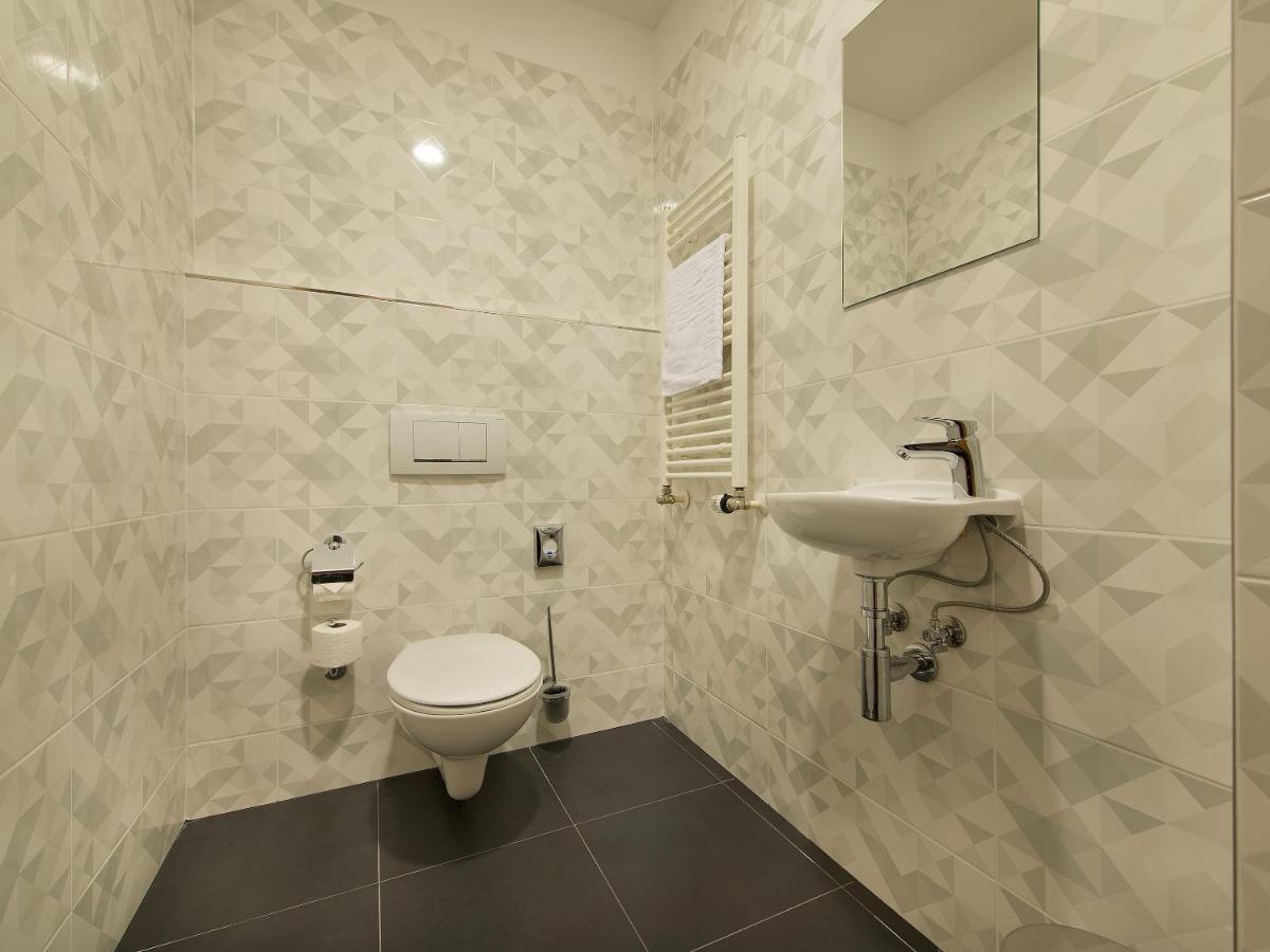 Otel Ramada Airport Prag