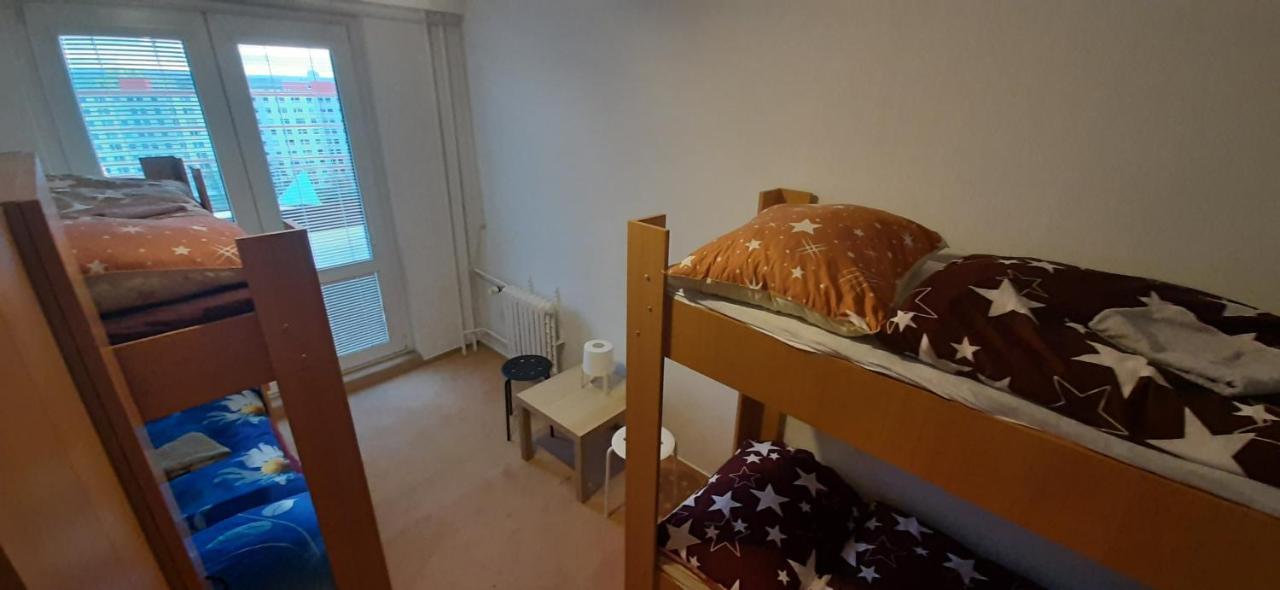 Km House Cerny Most Albergue *
