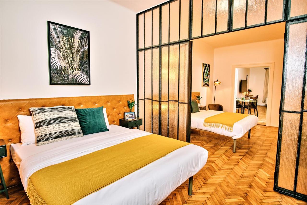 Camo Boutique Apartment