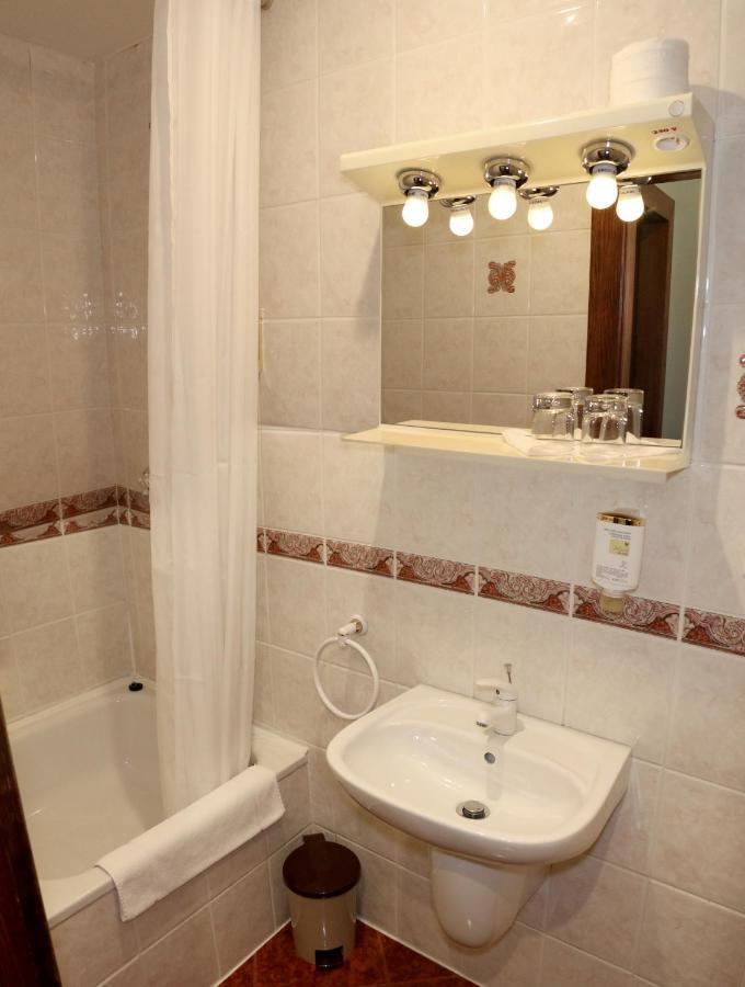 Otel River Star