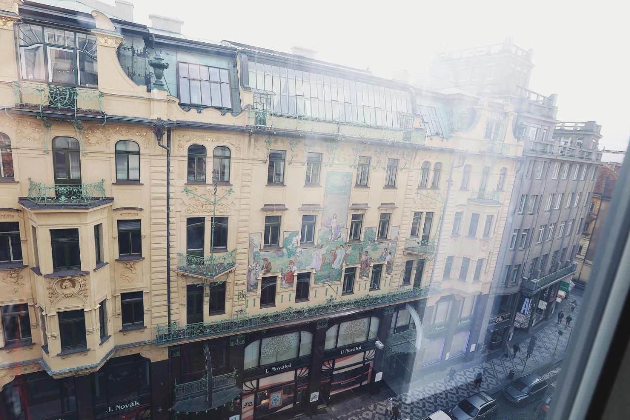 Wenceslas Square By Otsa Apartment Prag