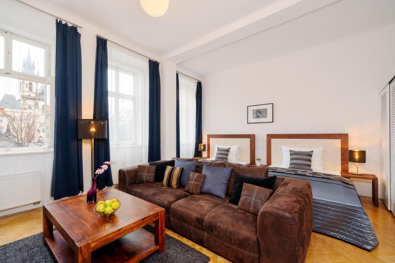 Old Town Square Premium Residence 4*